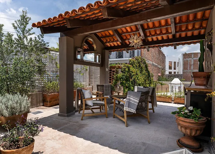 Casa Jari, 2Br Centro Home With Rooftop Terrace